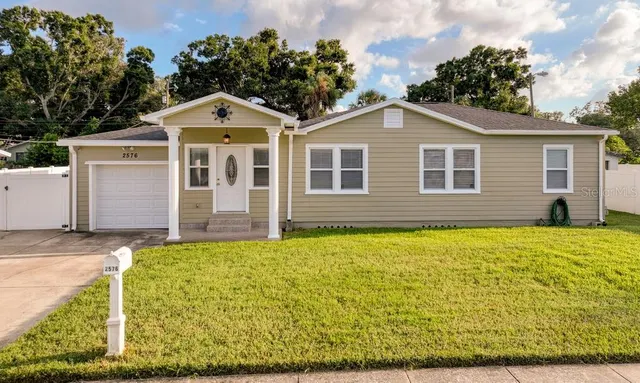 Expensive AVALON Real Estate