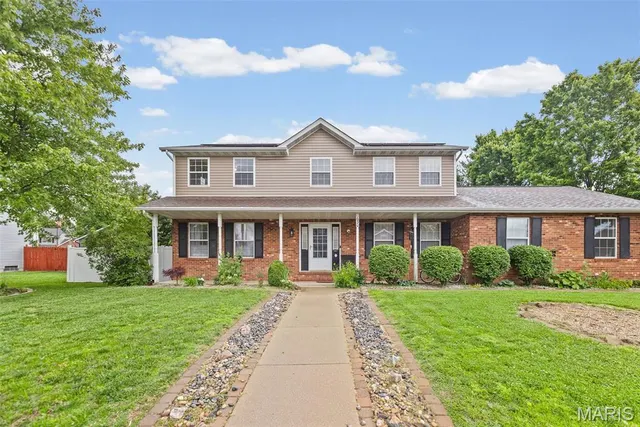 Popular Cambridge Commons Real Estate