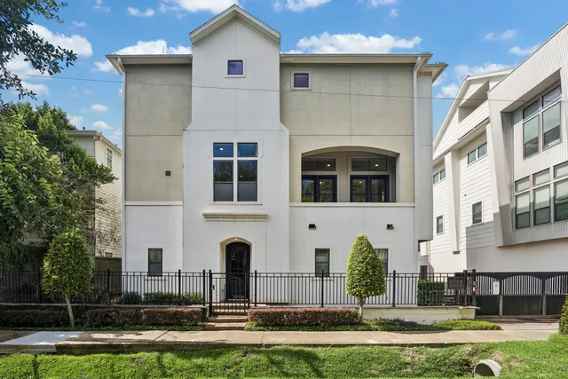 Cheap Kansas Street Mews Real Estate