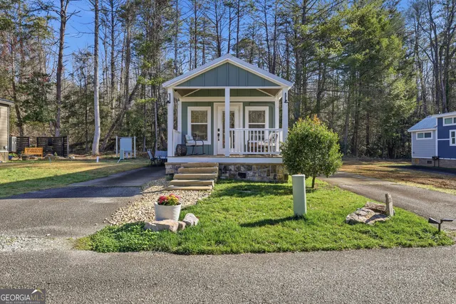 Cheap Clarkesville Real Estate
