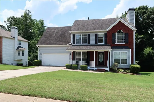 Popular Summer Leigh Real Estate