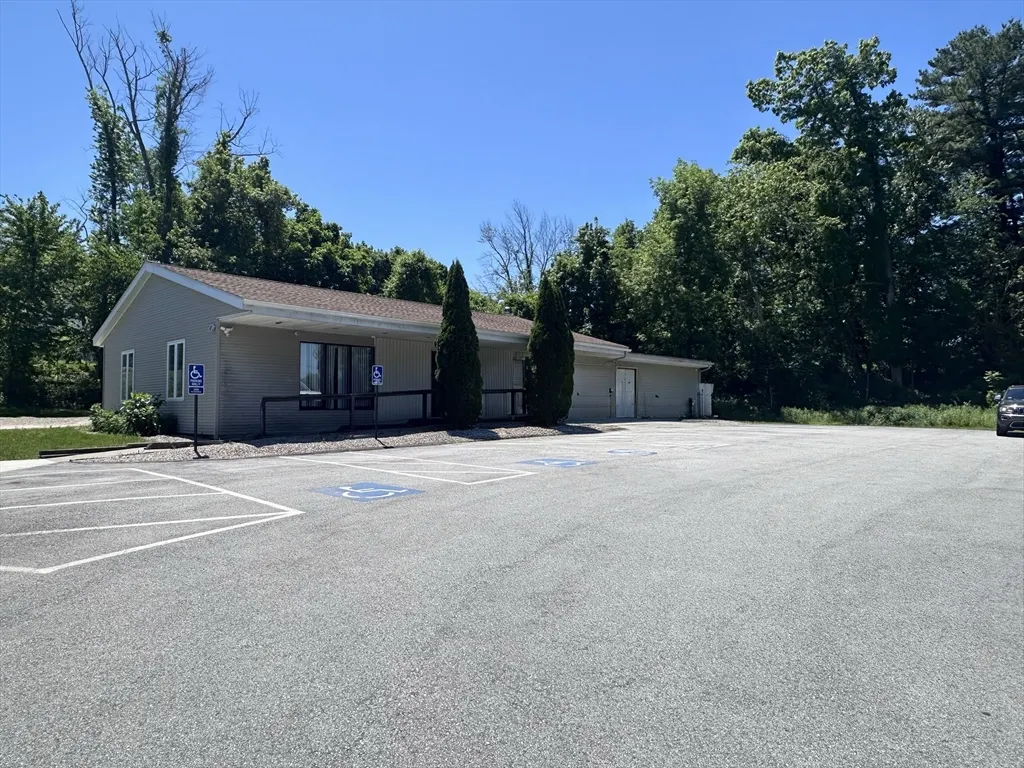 166 Worcester Rd,Unit Charlton, Charlton, MA 01507