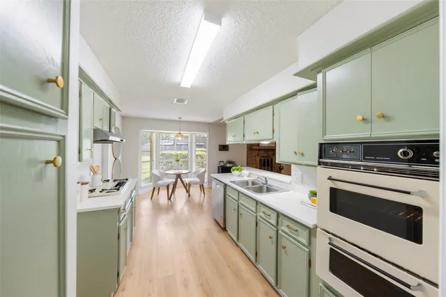 Popular Coleman Heights Real Estate