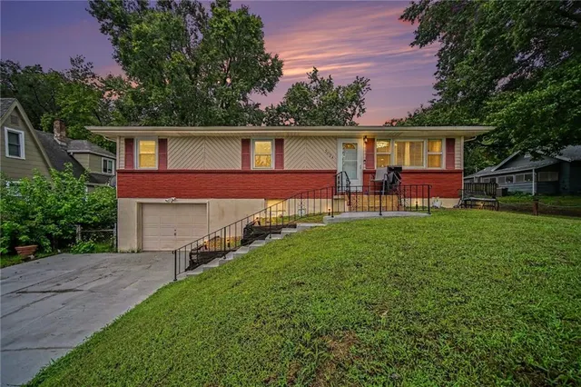 Popular Winnetonka Heights Real Estate