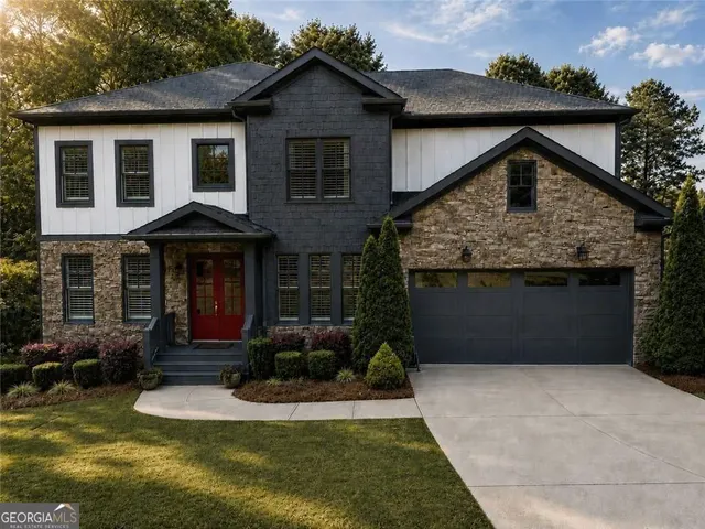 Expensive CREEKSIDE BLUFFS Real Estate