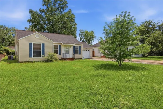 Popular Idlewood Real Estate
