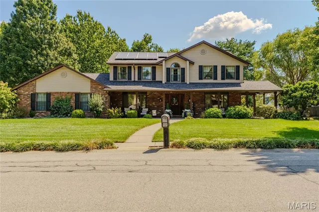 Popular Cedar Meadows 2nd Add Real Estate