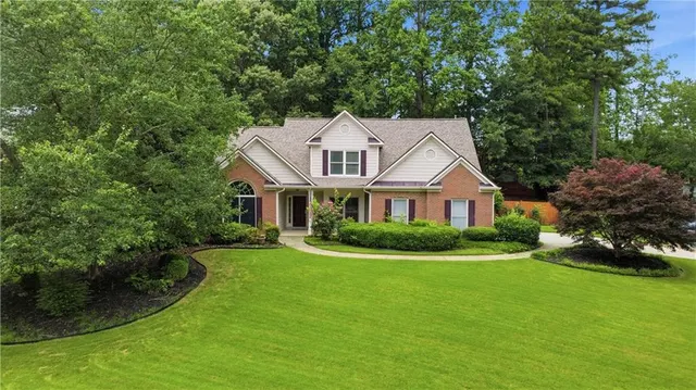 Popular Summer Winds Real Estate