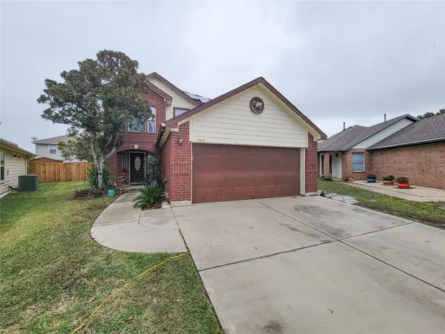 Popular Lancaster Real Estate