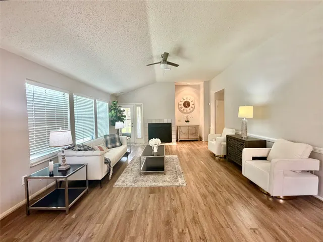 Popular Lexington Colony Real Estate