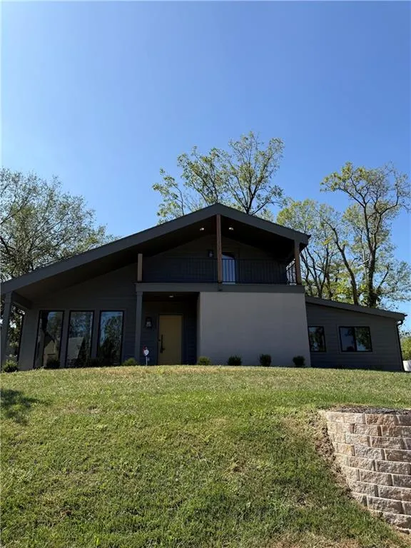 Popular Longwood Real Estate