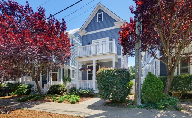 Popular Dorothea Commons Real Estate