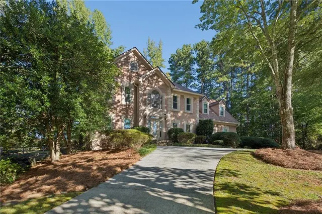 Cheap BURNT HICKORY LAKES Real Estate