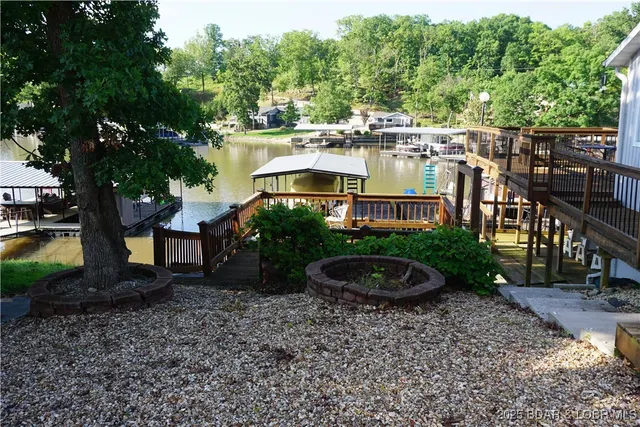 Popular Put N Bay Real Estate