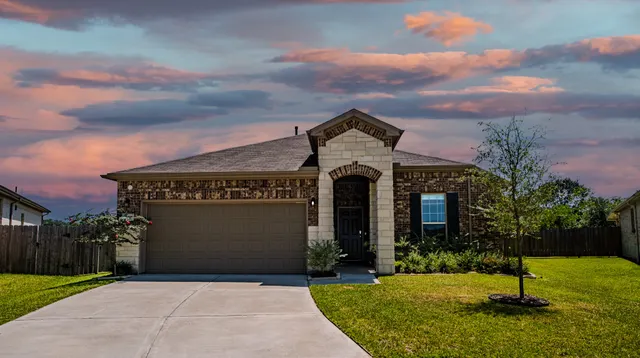 Popular Mustang Rdg Real Estate
