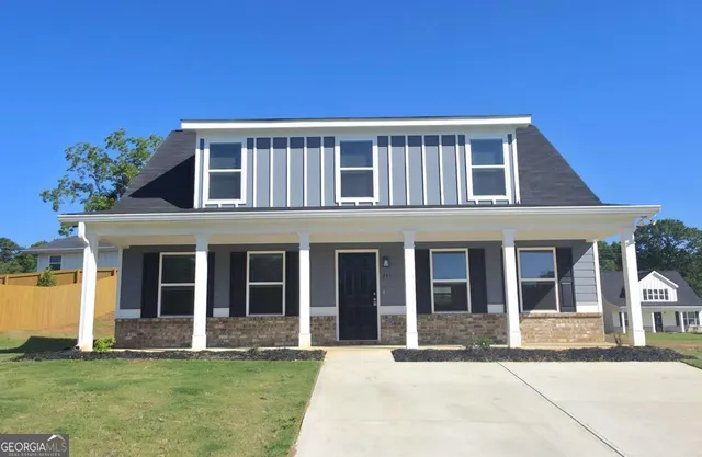 Cheap Charlotte's Place Real Estate