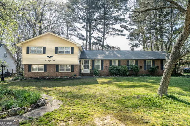 Popular Rollingwood Estates Real Estate