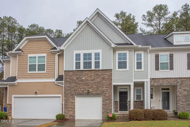 Popular Southpoint Trails Real Estate