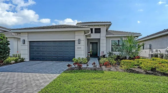 Popular CRESSWIND PH IV Real Estate