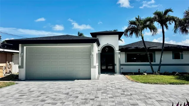 Popular BAYSIDE SUB 4 Real Estate