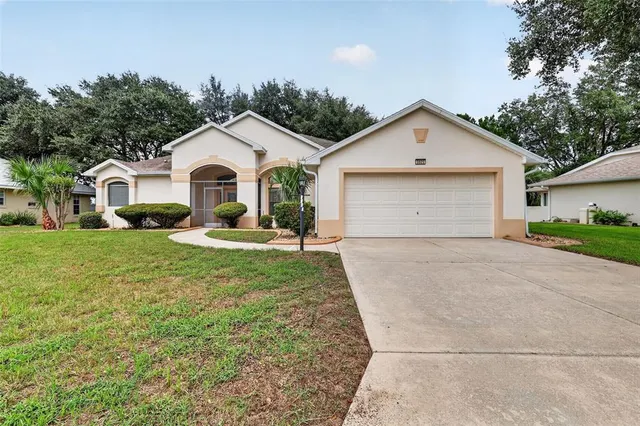 Popular ROYAL HIGHLANDS PH 01B Real Estate