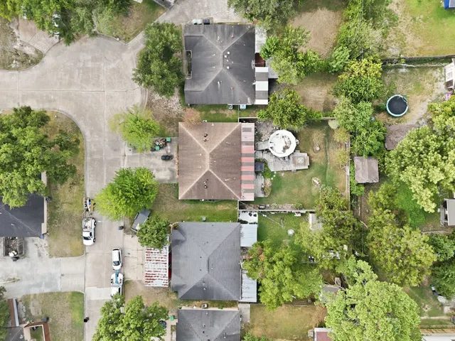 Popular Pine Villa Real Estate