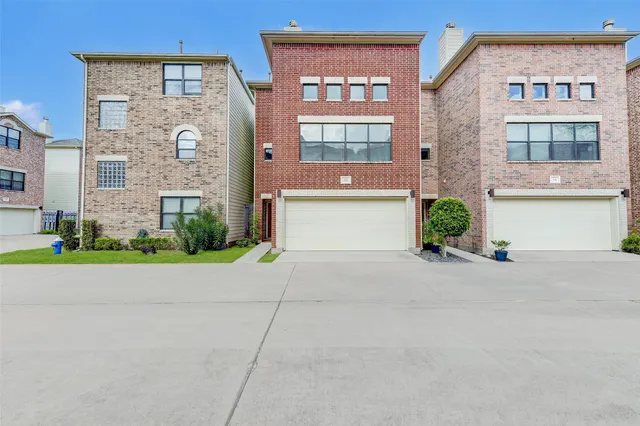 Expensive Contemporary Garden Oaks Rep 1 Real Estate