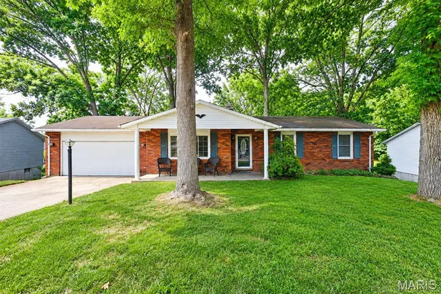 Popular Airwood Manor 3rd Add Real Estate