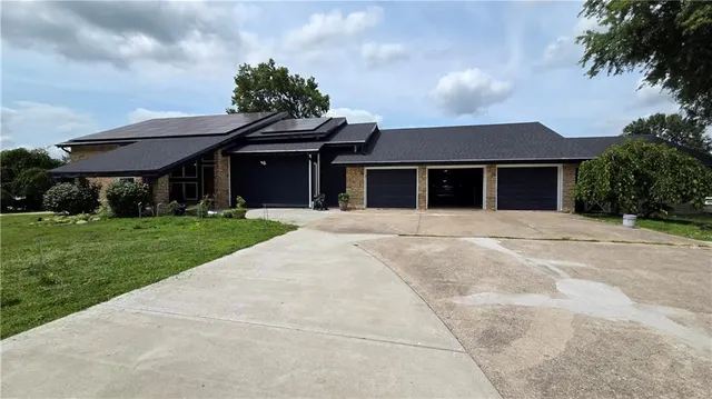 Popular Lochkirk Real Estate