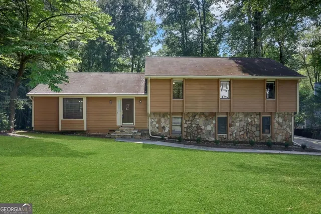 Cheap Roswell Downs Real Estate