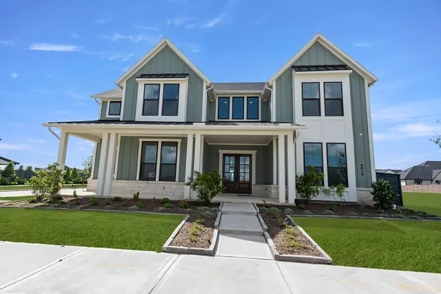 Popular Austin Point 70 Real Estate
