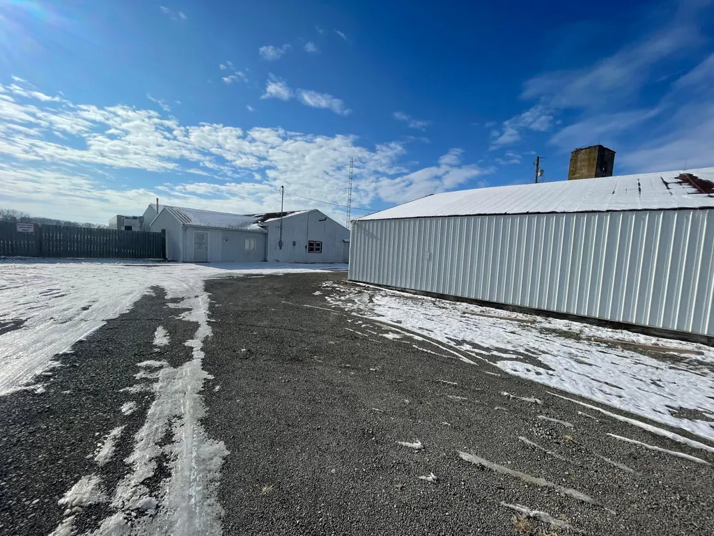 3852 Galion Ave, Galion, OH 44833