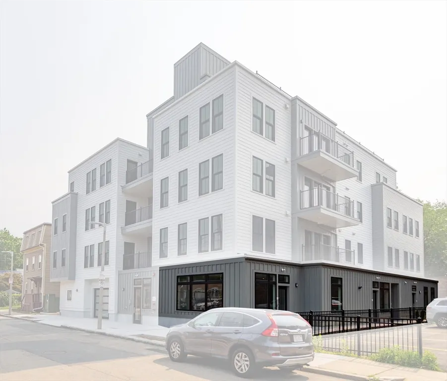 120 Boston St, Jamaica Plain, MA 02130
