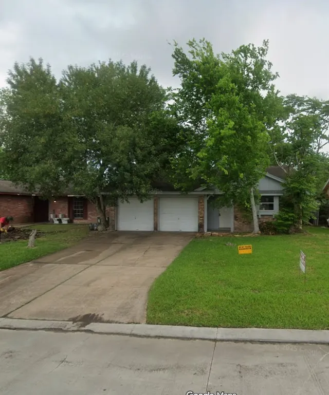Cheap Bacliff Villas Real Estate