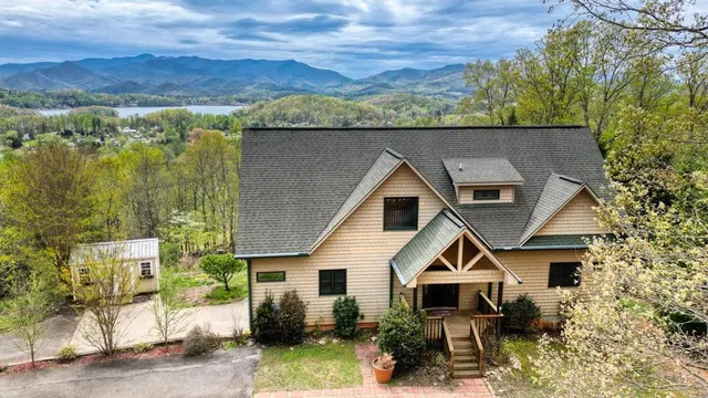 Popular Bell Meadows Iv Real Estate