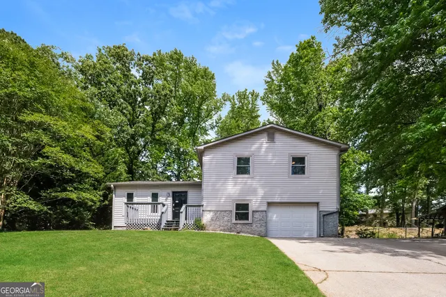 Cheap Tara Woods Real Estate