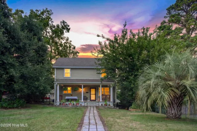 Expensive Carolina Place Real Estate