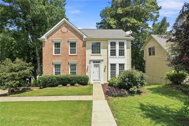 Popular Strathmore Real Estate
