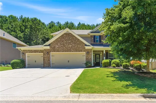 Popular Grandview Manor Real Estate