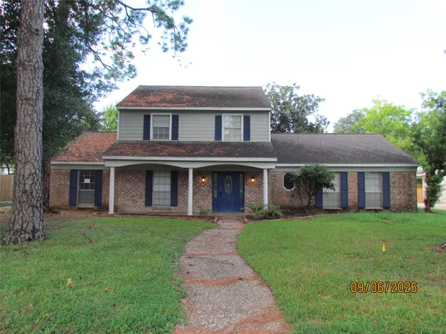 Popular Norchester Sec 01 Real Estate