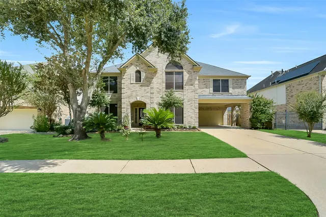 Popular Copper Lakes Real Estate