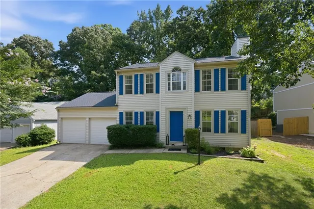 Popular Hickory Forest Real Estate
