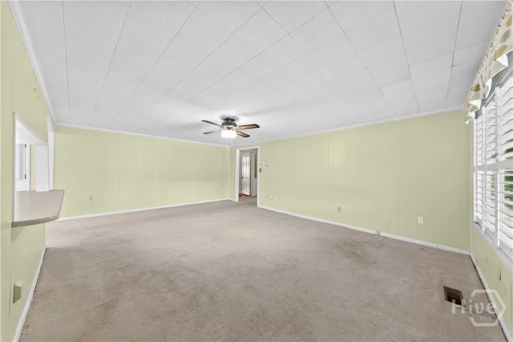 Listing Thumbnail Image 11