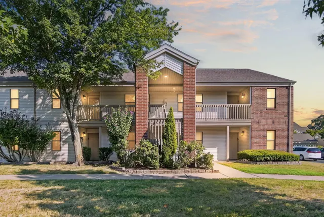 Popular Pointe Royale Condos Real Estate