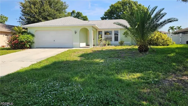 Popular SHAMROCK LAKES Real Estate
