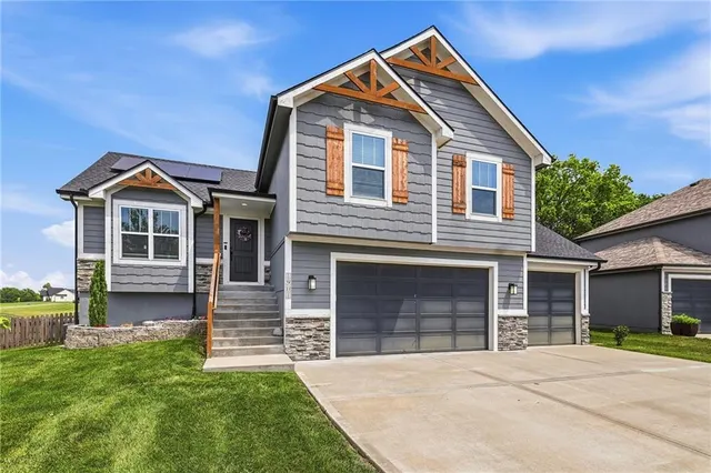 Popular Allendale Lake Meadows Real Estate