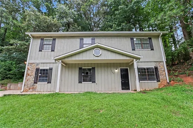 Popular WELLINGTON ESTATES Real Estate