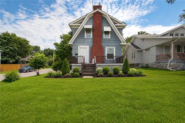 Popular Blue Hills Real Estate