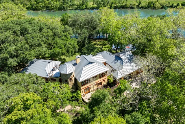 Popular Sienna Point Sec 2 Real Estate