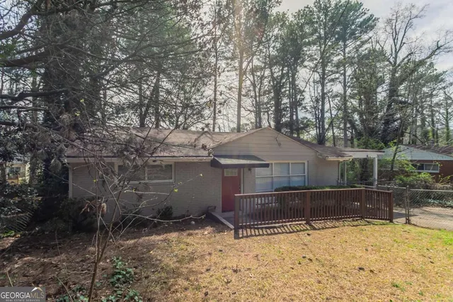 Expensive Pinehill Estates Real Estate